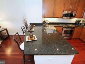 8220 Crestwood Heights Drive 814, Mclean VA 22102