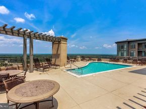 8220 Crestwood Heights Drive 814, Mclean VA 22102