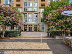 8220 Crestwood Heights Drive 814, Mclean VA 22102
