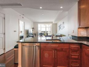8220 Crestwood Heights Drive 814, Mclean VA 22102