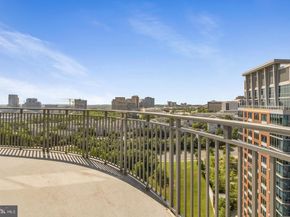 8220 Crestwood Heights Drive 814, Mclean VA 22102