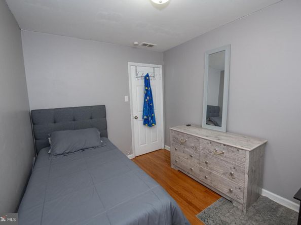 1309 Clyde Road, Warminster PA 18974