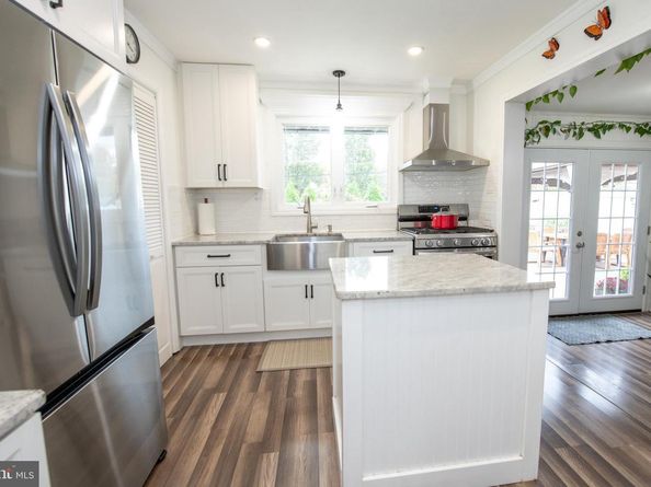1309 Clyde Road, Warminster PA 18974