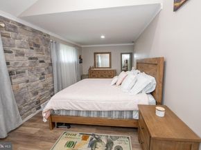 1309 Clyde Road, Warminster PA 18974