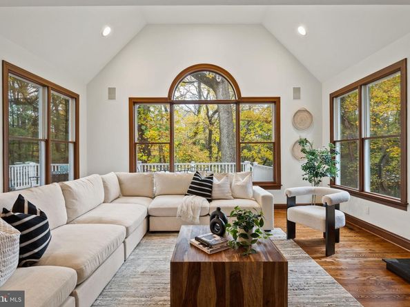 484 King Of Prussia Road, Wayne PA 19087