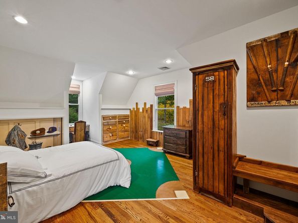 484 King Of Prussia Road, Wayne PA 19087