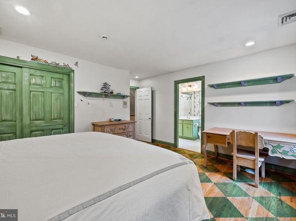 484 King Of Prussia Road, Wayne PA 19087