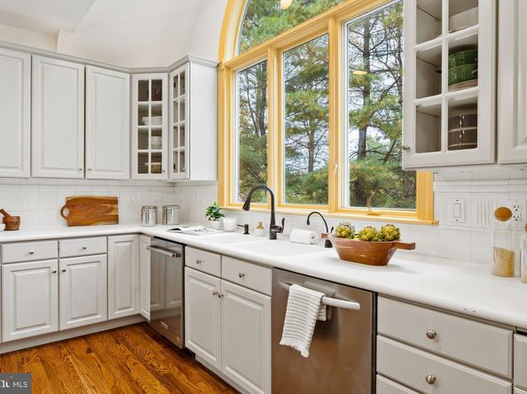 484 King Of Prussia Road, Wayne PA 19087