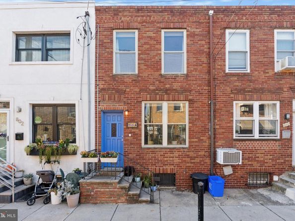 804 Sears Street, Philadelphia PA 19147