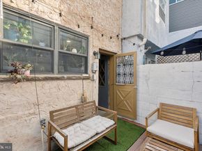 804 Sears Street, Philadelphia PA 19147