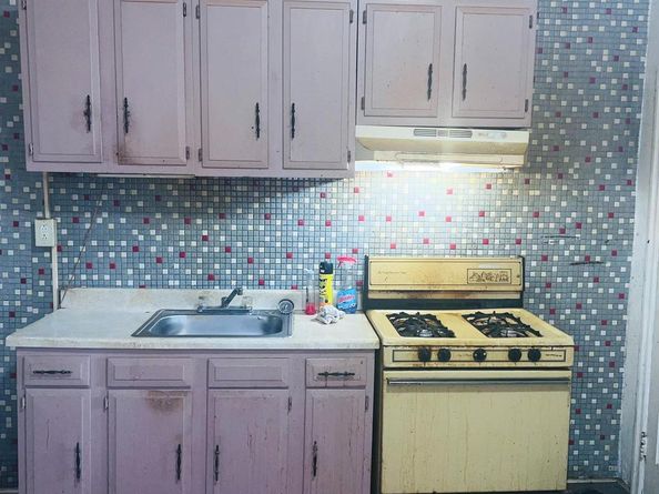 1725 N Creighton Street, Philadelphia PA 19131