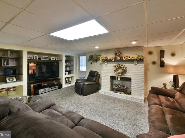 3217 Lester Place, Philadelphia PA 19154