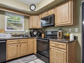 415 Fox Hollow Drive, Feasterville Trevose PA 19053