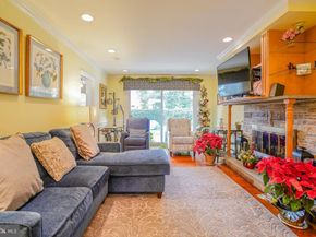 245 Barclay Circle, Cheltenham PA 19012