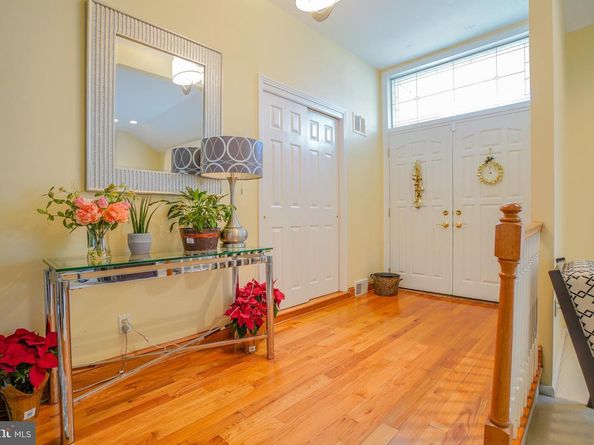 245 Barclay Circle, Cheltenham PA 19012