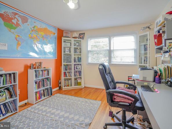 245 Barclay Circle, Cheltenham PA 19012