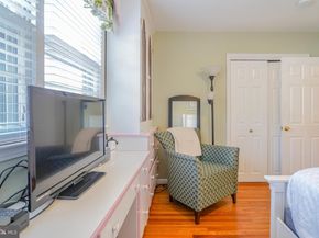 245 Barclay Circle, Cheltenham PA 19012