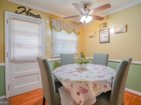 245 Barclay Circle, Cheltenham PA 19012