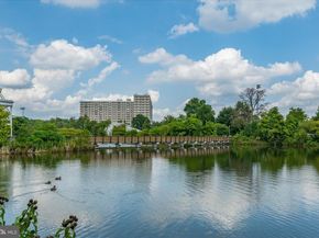 291 Cameron Station Boulevard 102, Alexandria VA 22304