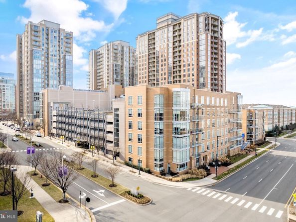 12025 New Dominion Parkway 406, Reston VA 20190