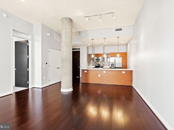 12025 New Dominion Parkway 406, Reston VA 20190