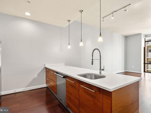 12025 New Dominion Parkway 406, Reston VA 20190