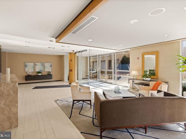 12025 New Dominion Parkway 406, Reston VA 20190