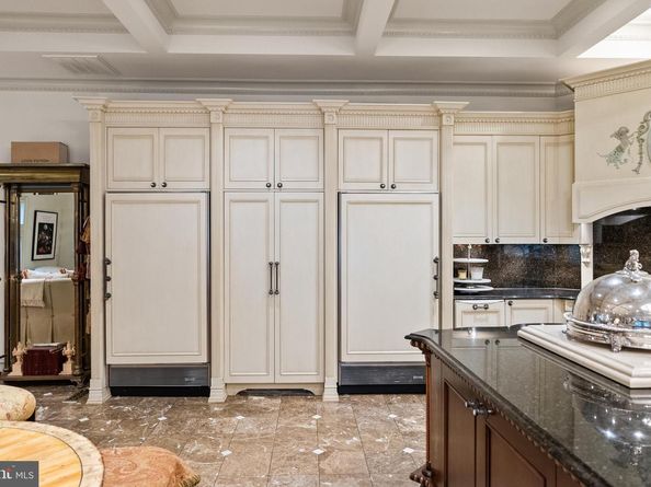 10205 Cedar Pond Drive, Vienna VA 22182