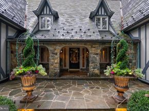 10205 Cedar Pond Drive, Vienna VA 22182