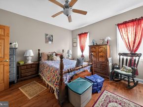 1822 S 12TH Street, Philadelphia PA 19148