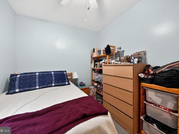 1822 S 12TH Street, Philadelphia PA 19148
