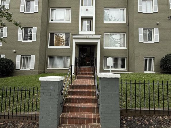 750 Barnaby Street SE T3, Washington DC 20032