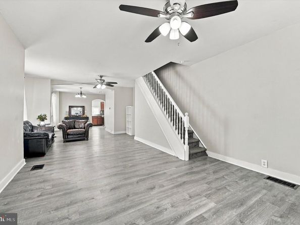 58 Good Street, Philadelphia PA 19119