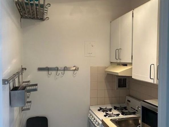 1111 Arlington Boulevard 537, Arlington VA 22209