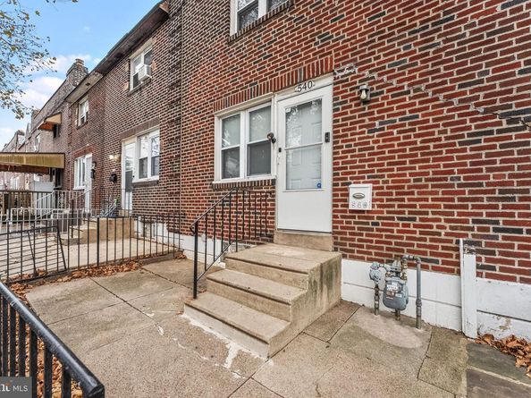 540 Snowden Road, Upper Darby PA 19082