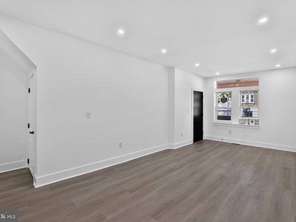 4825 Old York Road, Philadelphia PA 19141