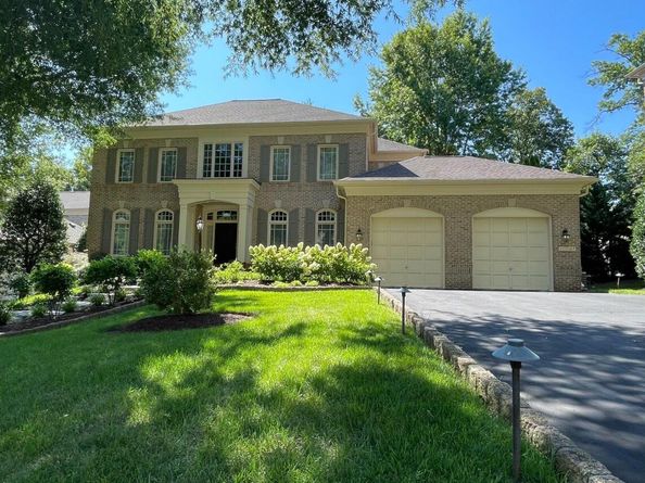 11081 Pelham Manor Place, Reston VA 20194