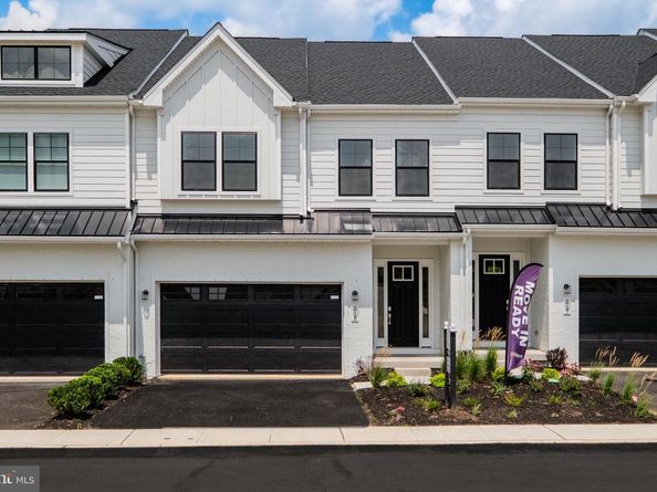 215 River Trail Circle, King Of Prussia PA 19406