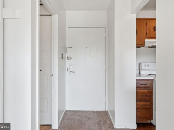 2311 Pimmit Drive 511E, Falls Church VA 22043
