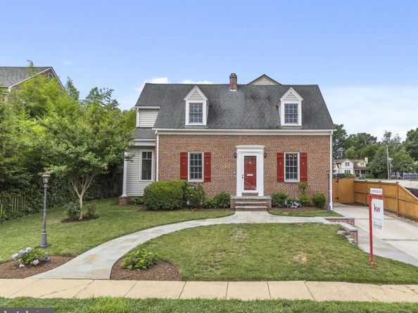 2502 Taylor Avenue, Alexandria VA 22302