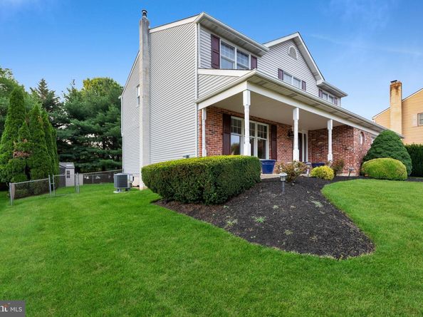 1838 Garden Court, Langhorne PA 19047