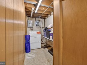 463 Pinewood Road, Philadelphia PA 19116