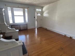 4636 Oakland Street, Philadelphia PA 19124
