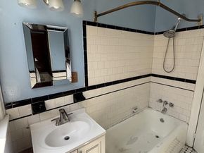 4636 Oakland Street, Philadelphia PA 19124