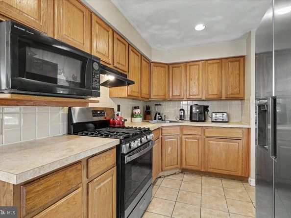 208 W 7TH Avenue, Conshohocken PA 19428