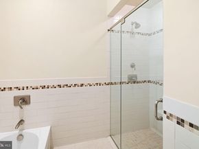 1990 Woodside Road, Yardley PA 19067