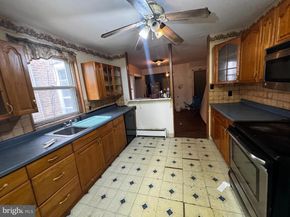 528 Geneva Avenue, Philadelphia PA 19120
