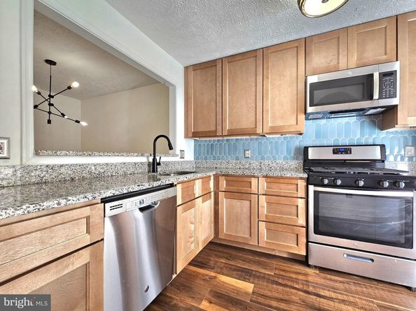 7660 Willow Point Drive, Falls Church VA 22042