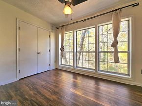 7660 Willow Point Drive, Falls Church VA 22042