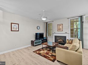 1367C Garden Wall Circle 710, Reston VA 20194